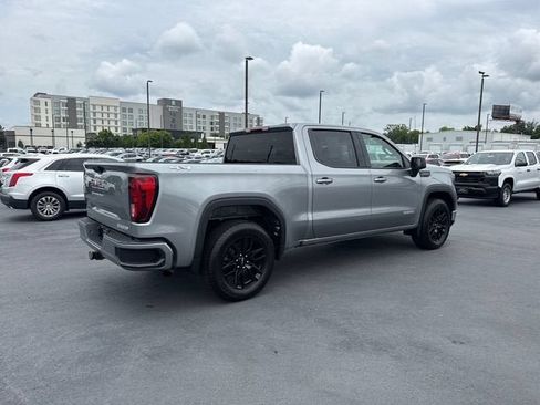 Used 2023 GMC Sierra 1500 Elevation AWD/4WD image 3