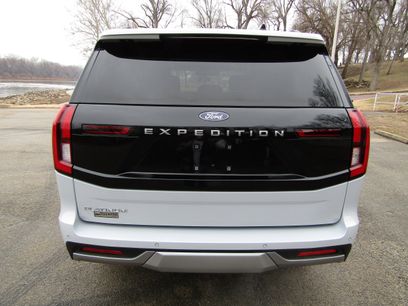 Used 2025 Ford Expedition Platinum w/ Platinum Ultimate Package