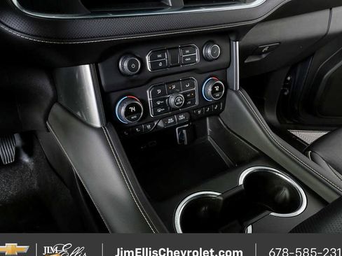 Used 2021 Chevrolet Tahoe Premier AWD/4WD image 18