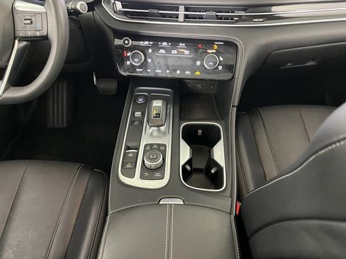 Used 2024 INFINITI QX60 Luxe image 16