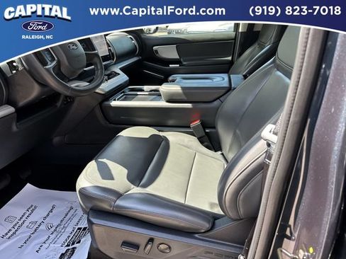 Certified 2025 Ford Expedition Active RWD image 19