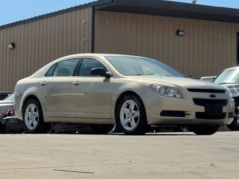 Used 2011 Chevrolet Malibu LS image 5