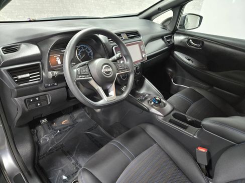 Used 2023 Nissan Leaf S FWD image 11