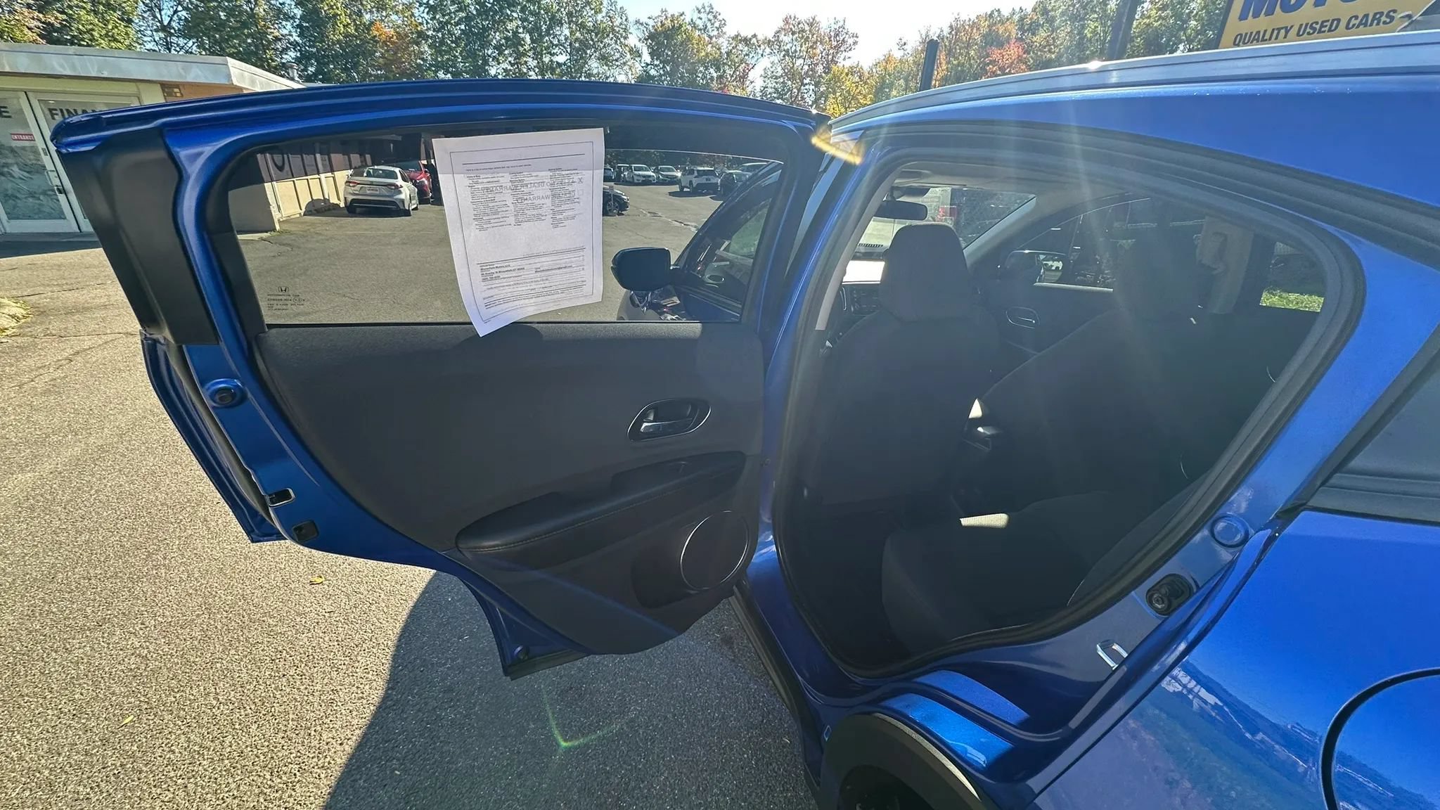 Used 2022 Honda HR-V EX image 31