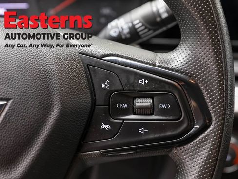Used 2024 Chevrolet Trax LS w/ Driver Confidence Package FWD image 16