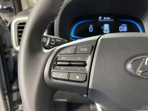 New 2026 Hyundai Venue SEL FWD image 30