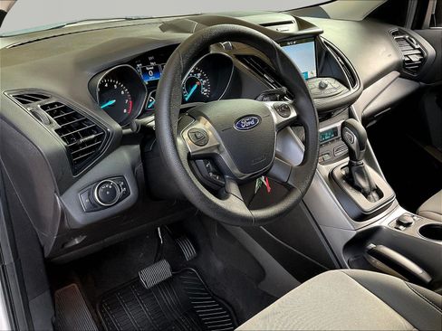 Used 2016 Ford Escape SE w/ Equipment Group 201A AWD/4WD image 17
