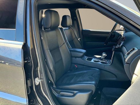 Certified 2021 Jeep Grand Cherokee Laredo X image 7