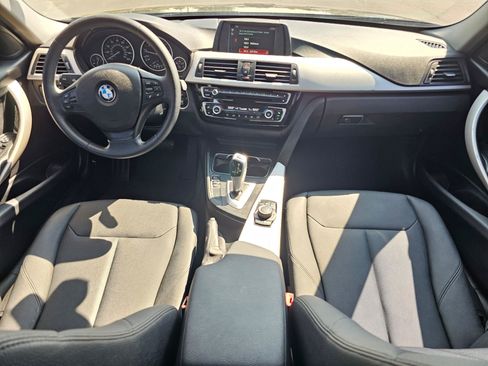 Used 2018 BMW 320i xDrive Sedan AWD/4WD image 14