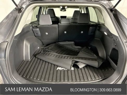 Used 2024 Toyota RAV4 XLE AWD/4WD image 23