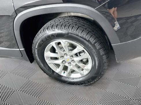 Used 2023 Chevrolet Traverse LS w/ Safety Package FWD image 39
