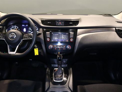 Used 2020 Nissan Rogue Sport S w/ Appearance Package image 22