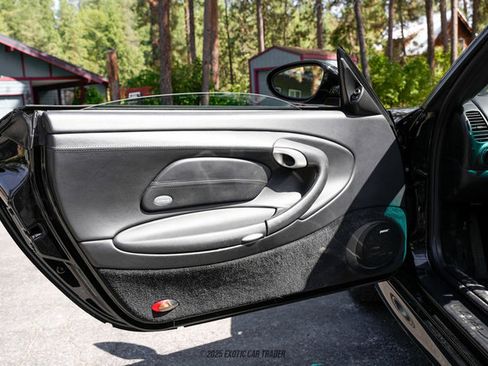 Used 2005 Porsche 911 Turbo image 27