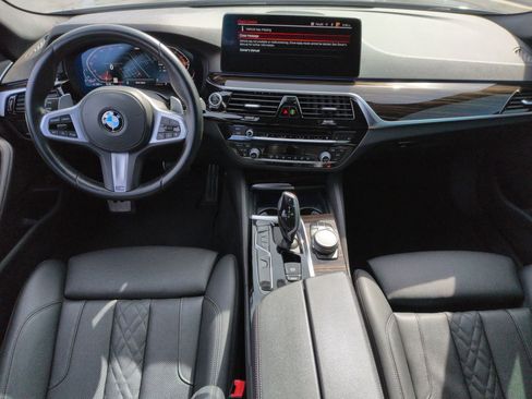 Used 2021 BMW 540i xDrive w/ M Sport Package image 29