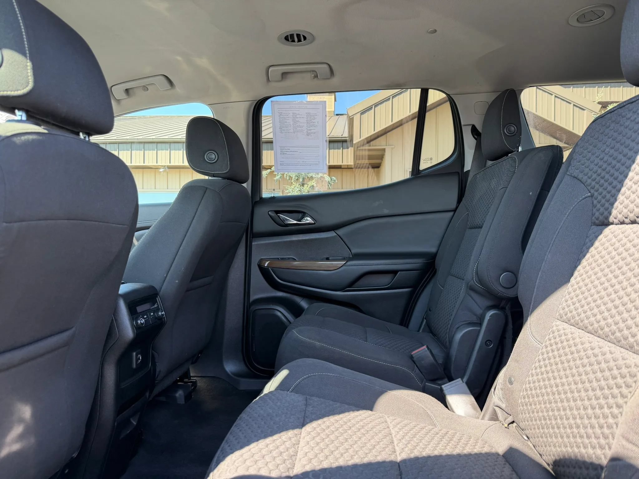 Used 2019 GMC Acadia SLE FWD image 20