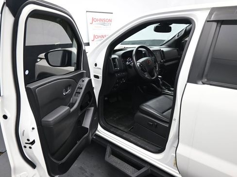 Used 2022 Nissan Frontier PRO-4X w/ Pro-4X Premium Package image 20