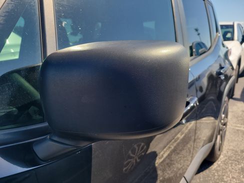 Used 2021 Jeep Renegade Sport FWD image 11