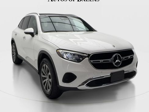 Used 2024 Mercedes-Benz GLC 300 image 2