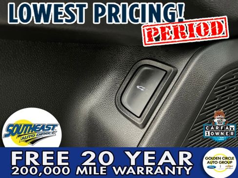 Used 2025 Chevrolet Equinox LT w/ Convenience Package II image 13