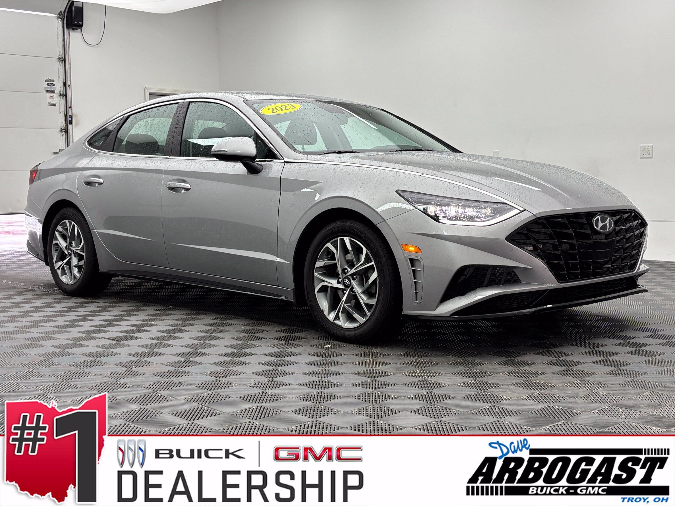 Used 2023 Hyundai Sonata SEL FWD image 1