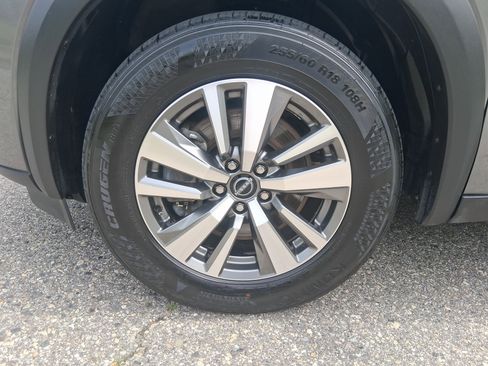 Certified 2025 Nissan Pathfinder SL AWD/4WD image 12