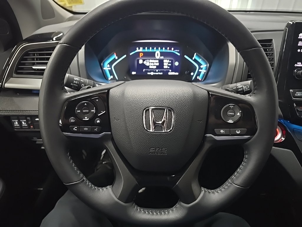 Used 2024 Honda Odyssey Touring image 19