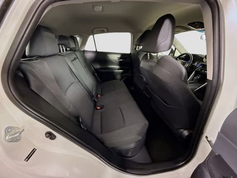 Used 2021 Toyota Venza LE AWD/4WD image 27