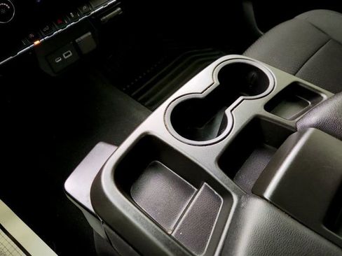 Used 2021 Chevrolet Silverado 1500 Custom AWD/4WD image 16