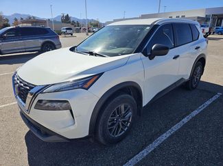 Used 2022 Nissan Rogue S video 1