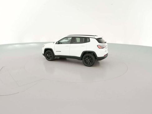 New 2026 Jeep Compass Latitude image 7