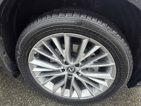 Certified 2025 Lexus NX 300h AWD w/ Luxury Package image 9