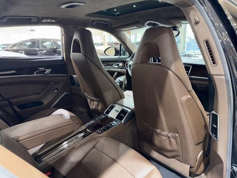Used 2015 Porsche Panamera w/ Premium Package Plus image 64