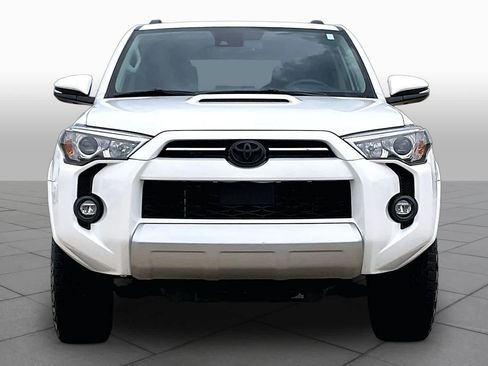 Used 2024 Toyota 4Runner TRD Off-Road Premium w/ Moonroof Package AWD/4WD image 3