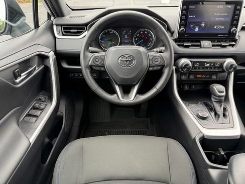 Certified 2022 Toyota RAV4 SE w/ Convenience Package AWD/4WD image 25