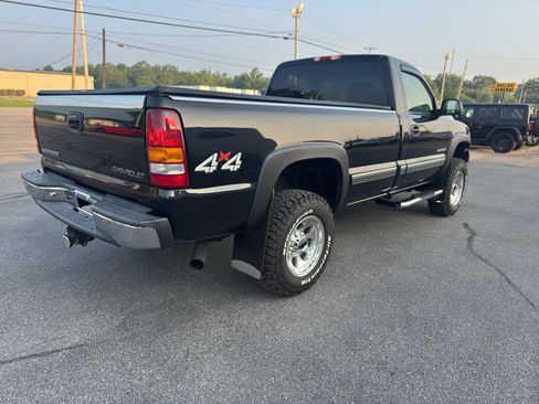 Used 2001 Chevrolet Silverado 2500 LS w/ Snow Plow Prep Pkg AWD/4WD image 3