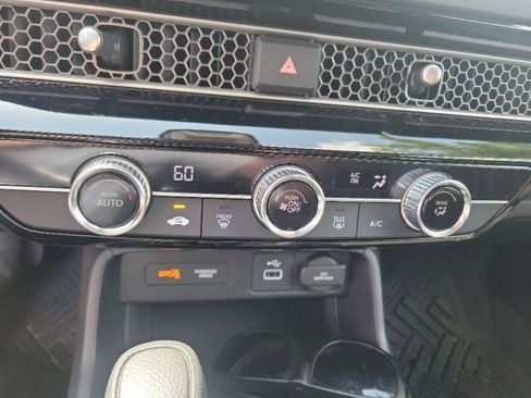 Used 2023 Honda Civic LX image 21
