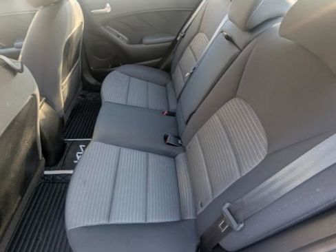 Used 2018 Kia Forte LX w/ LX Popular Package image 17