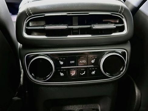 Used 2024 Genesis GV80 3.5T Advanced AWD/4WD image 27
