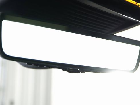 Used 2023 Land Rover Range Rover SE image 34