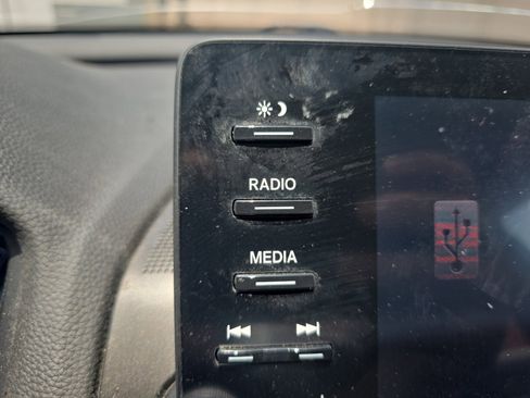 Used 2018 Honda Accord LX image 13
