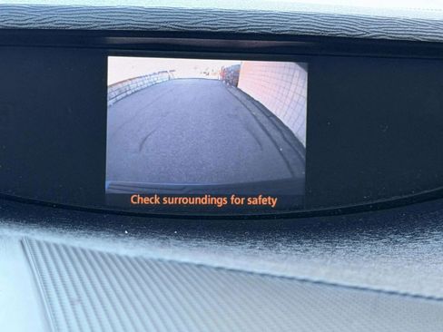 Used 2010 Toyota Venza AWD image 34