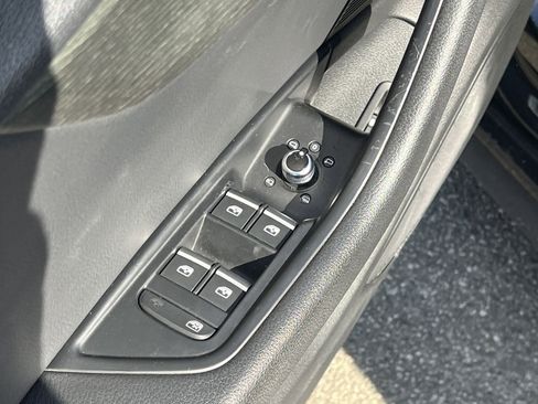 Used 2018 Audi A5 2.0T Premium Plus w/ Premium Plus image 17