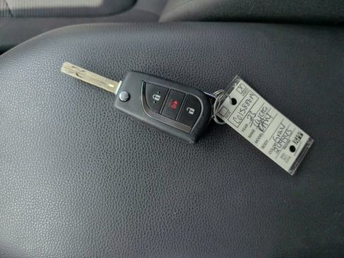 Used 2023 Toyota RAV4 LE AWD/4WD image 34