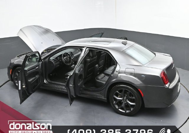 Used 2023 Chrysler 300 S RWD image 26