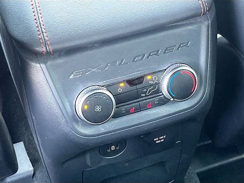 Used 2025 Ford Explorer ST AWD/4WD image 26