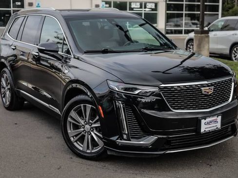Used 2023 Cadillac XT6 Premium Luxury AWD/4WD image 7