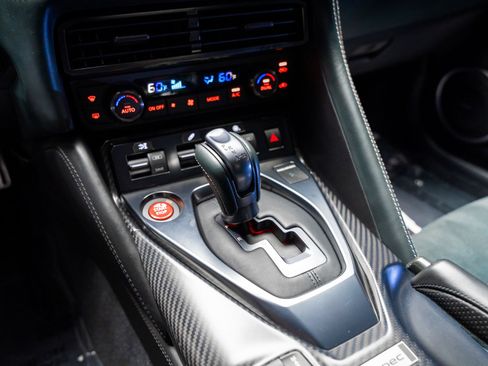 Used 2024 Nissan GT-R w/ Floor Mat Package AWD/4WD image 54