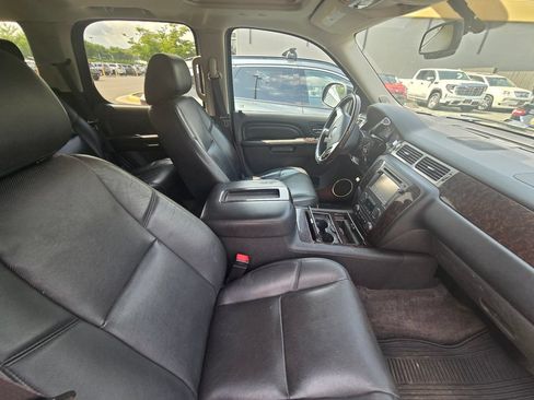Used 2013 GMC Yukon Denali AWD/4WD image 10