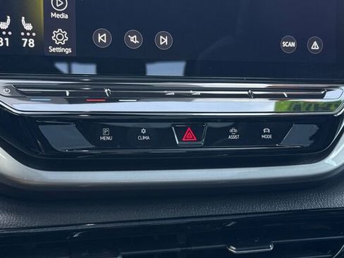 Used 2023 Volkswagen ID.4 S image 17