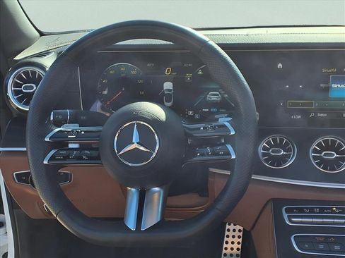 Used 2023 Mercedes-Benz E 450 Cabriolet image 13